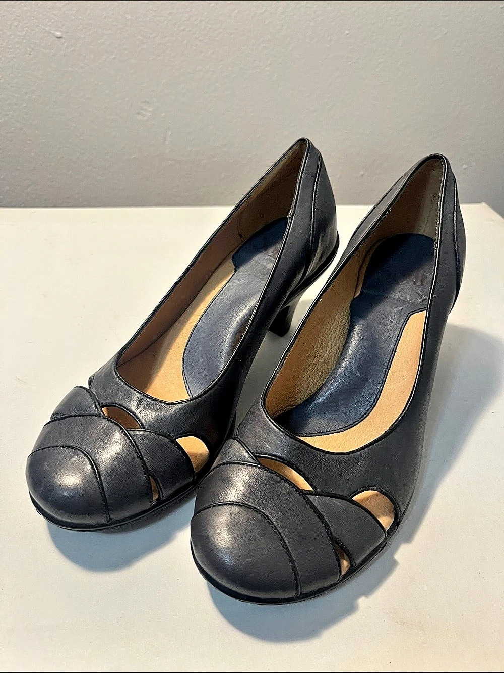 Sofft Women's Black Peep Toe Heels